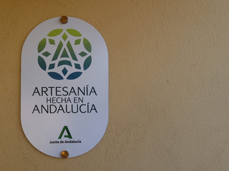 placa artesania hecha en Andalucía